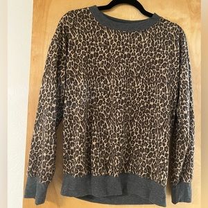 Splendid brand, women’s grey and leopard sweat set